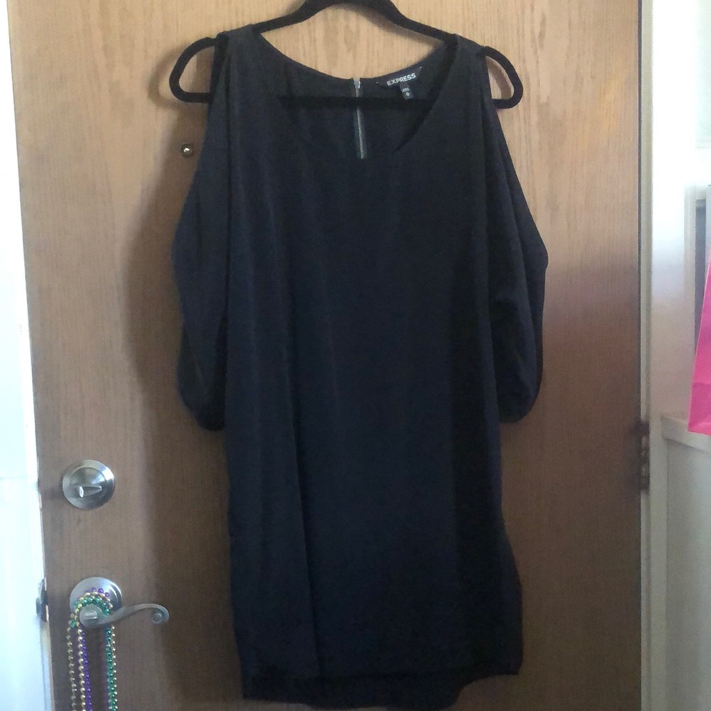 Dress- Sexy & Slimming